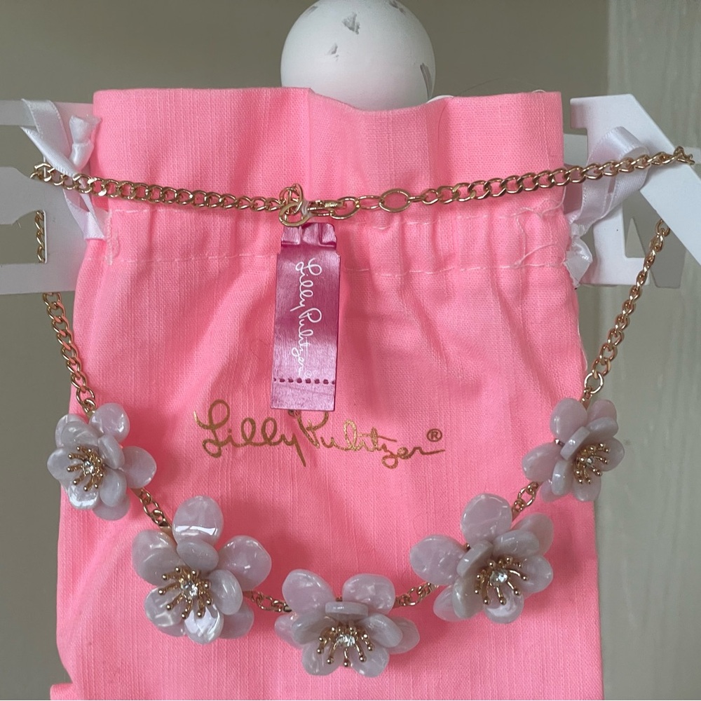 Lilly Pulitzer White and Gold Floral Statement Necklace